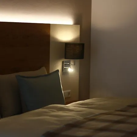 Hotel Gaestezimmer Kamino