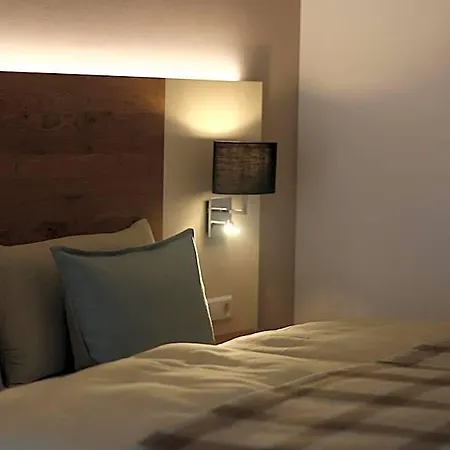 Gaestezimmer Kamino Hotel Häusern
