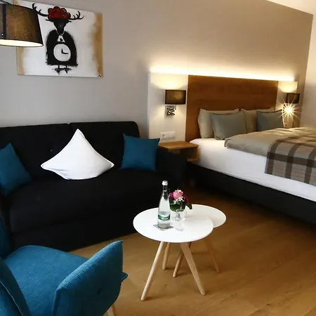 Gaestezimmer Kamino Hotel Haeusern